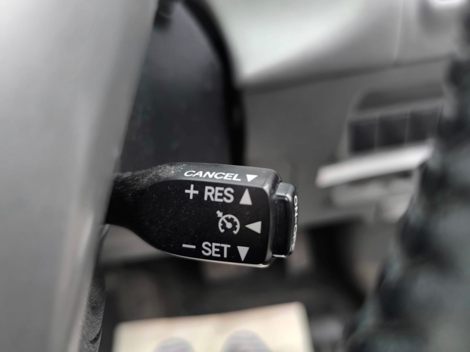 Used Toyota Prius+ 2012 for sale - 77461626: Photo 18