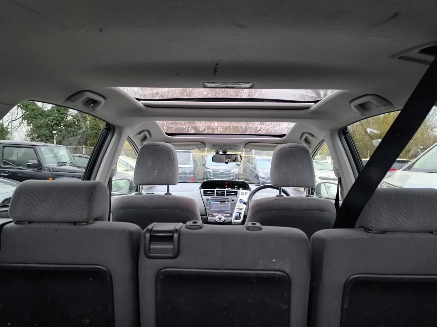 Used Toyota Prius+ 2012 for sale - 77461626: Photo 26