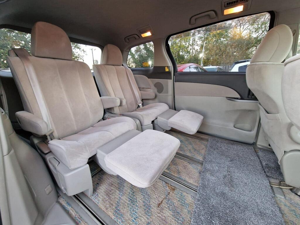 Used Toyota Estima 2010 for sale - 76860005: Photo 11