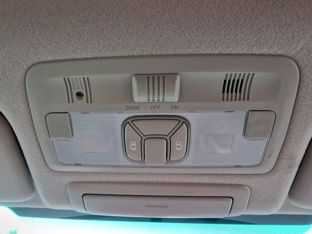 Used Toyota Estima 2010 for sale - 76860005: Photo 21