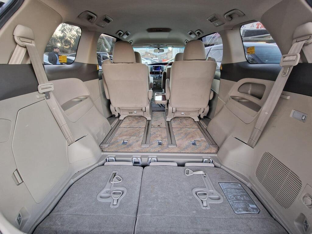 Used Toyota Estima 2010 for sale - 76860005: Photo 29