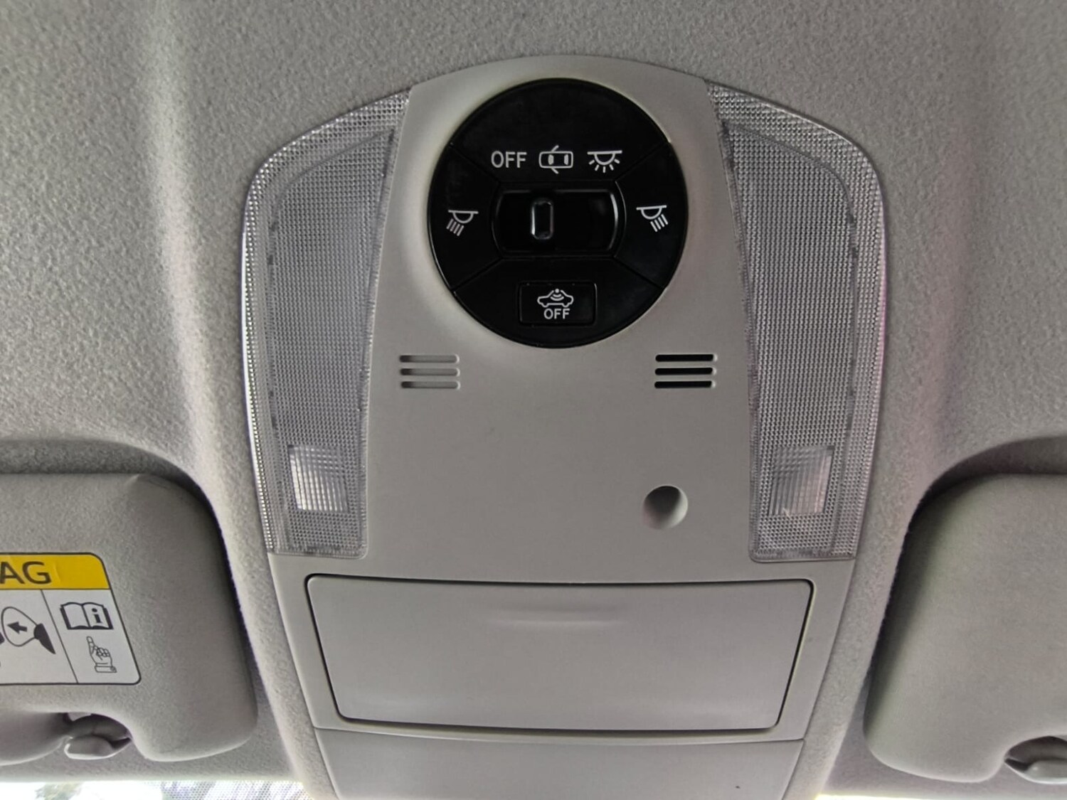 Used Toyota Prius 2015 for sale - 78150042: Photo 24