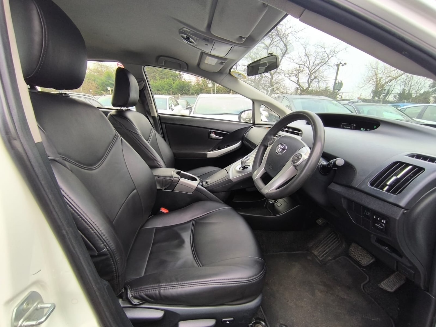 Used Toyota Prius 2015 for sale - 78150042: Photo 8