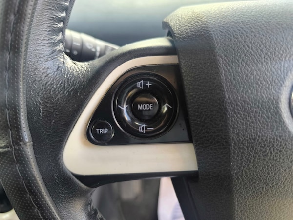 Used Toyota Prius 2016 for sale - 75304028: Photo 17