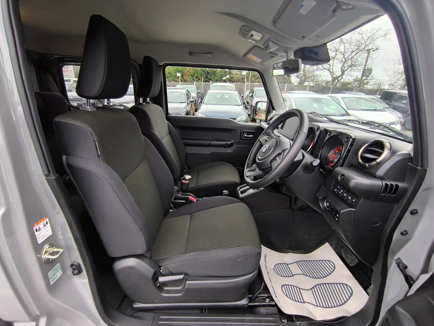 Used Suzuki Jimny 2024 for sale - 77086563: Photo 9