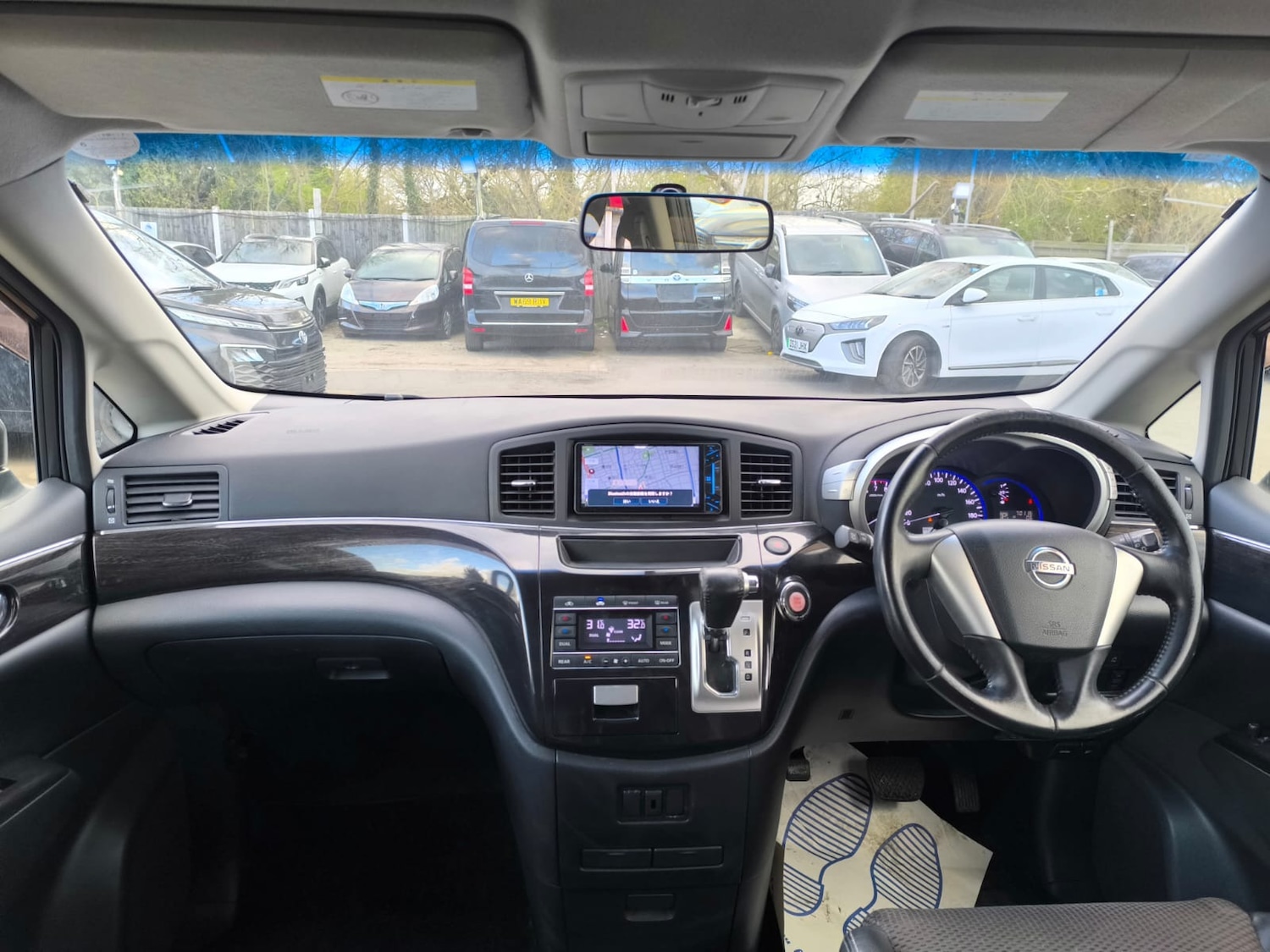 Used Nissan Elgrand 2012 for sale - 78143781: Photo 14