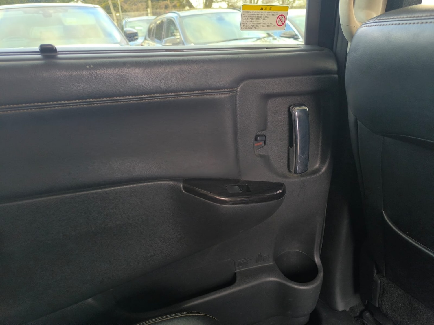 Used Nissan Elgrand 2012 for sale - 78143781: Photo 31