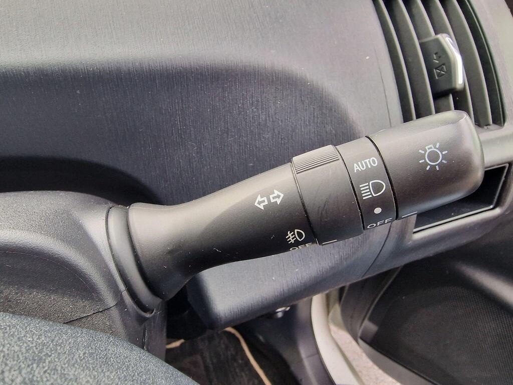 Used Toyota Prius+ 2017 for sale - 77336189: Photo 16