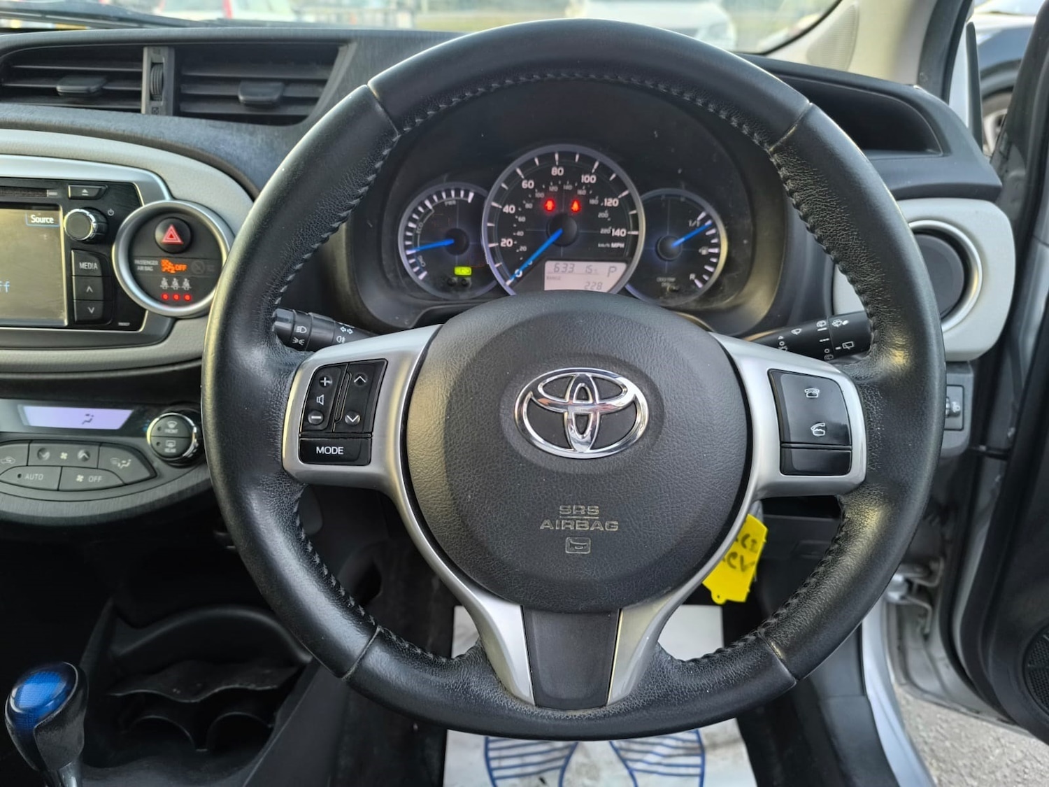 Used Toyota Yaris 2013 for sale - 76363515: Photo 15