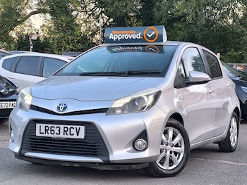 Used Toyota Yaris 2013 for sale - 76363515: Photo