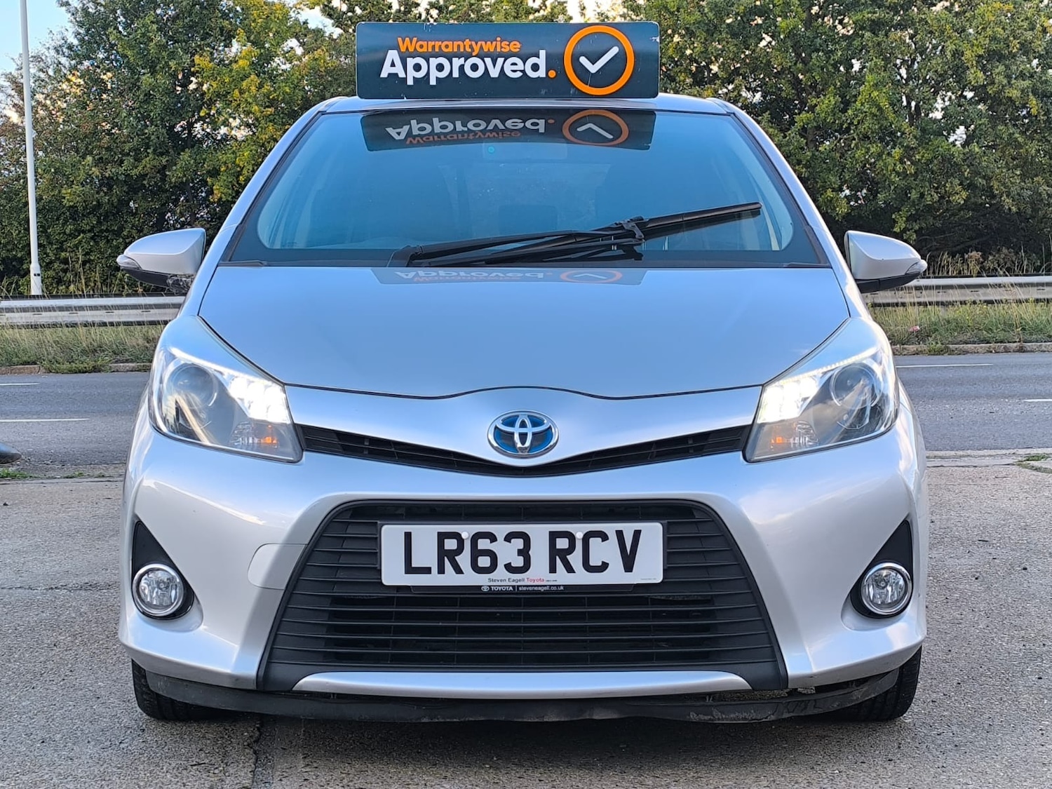 Used Toyota Yaris 2013 for sale - 76363515: Photo 5