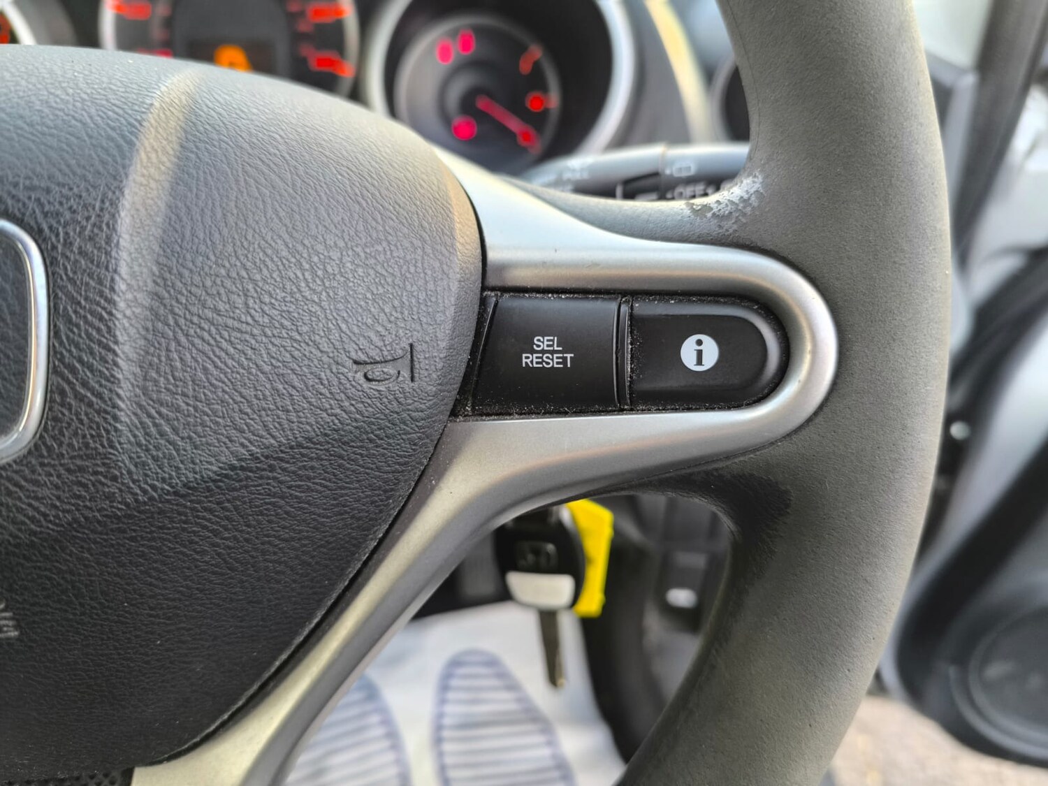 Used Honda Jazz 2009 for sale - 76831762: Photo 12