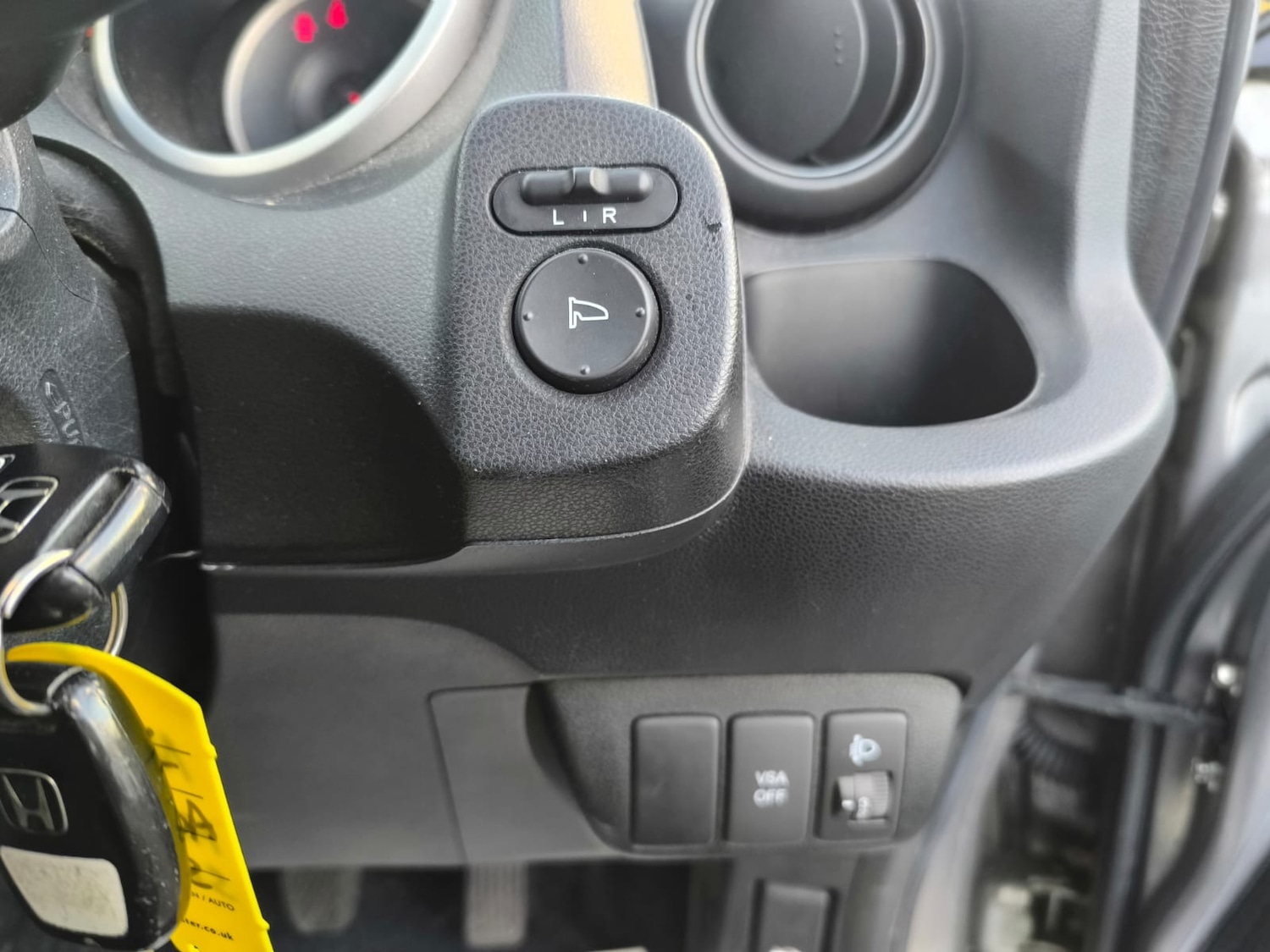 Used Honda Jazz 2009 for sale - 76831762: Photo 18