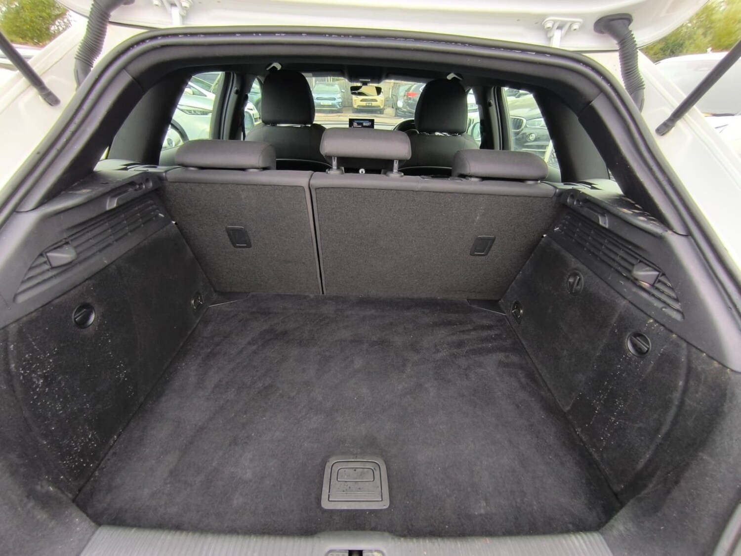 Vehicle 28