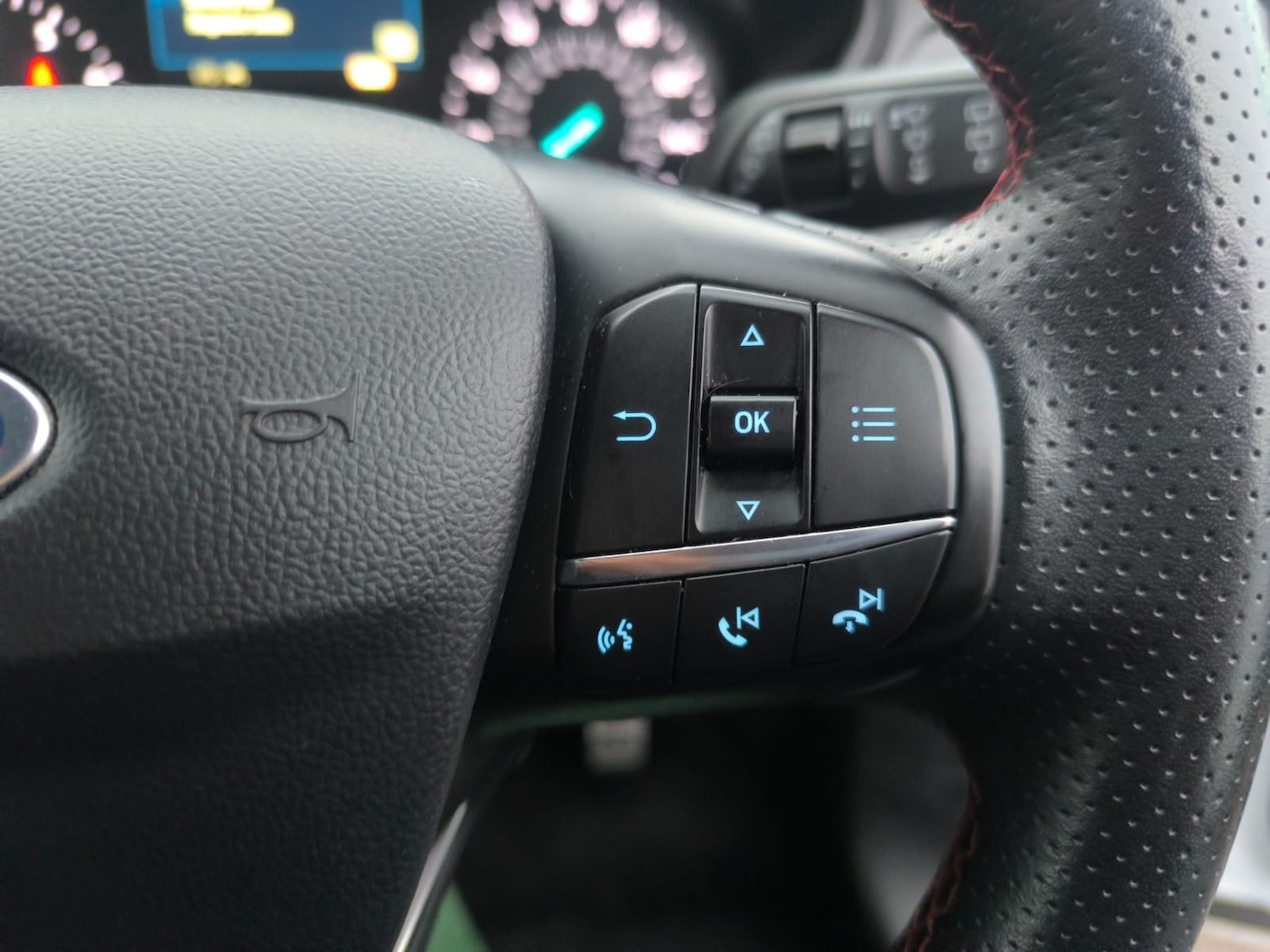 Used Ford Focus 2019 for sale - 76957101: Photo 18