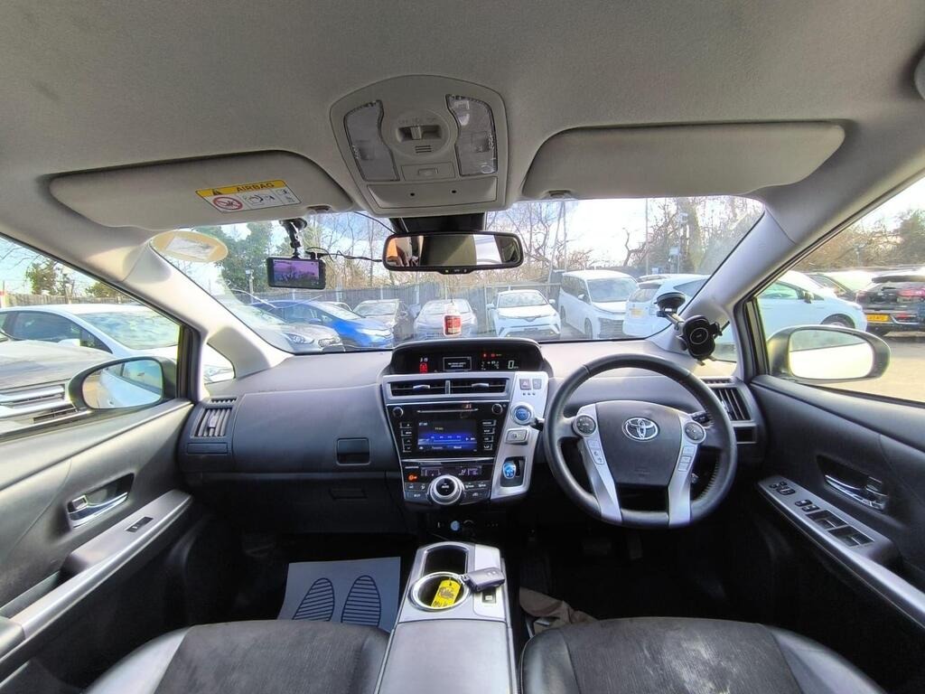 Used Toyota Prius+ 2020 for sale - 76437131: Photo 15