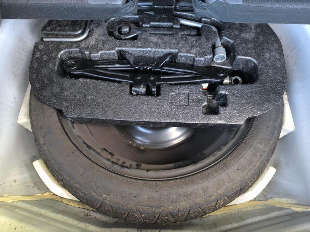 Used Toyota Prius+ 2020 for sale - 76437131: Photo 30