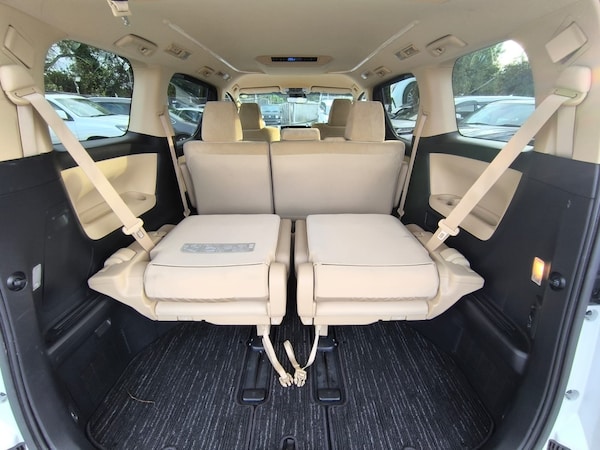 Used Toyota Alphard 2020 for sale - 76206283: Photo 43
