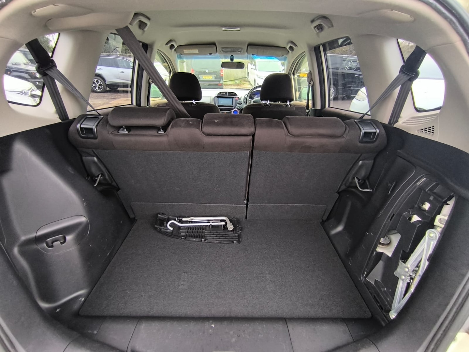 Used Honda Jazz 2013 for sale - 77003579: Photo 32