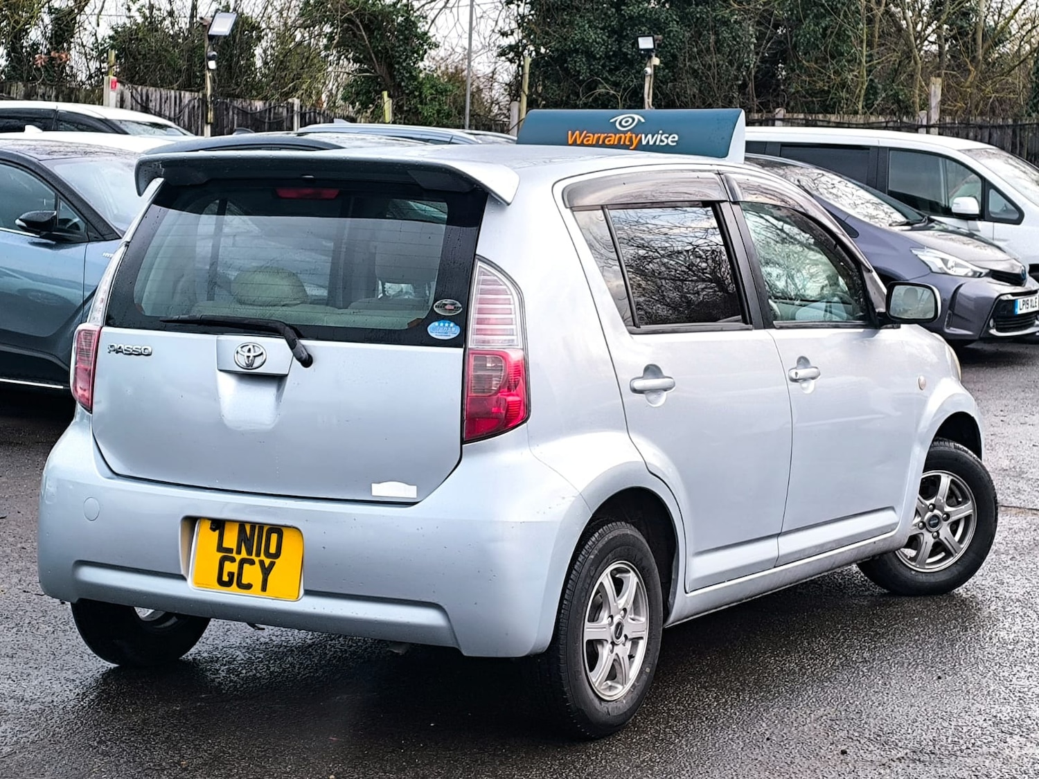 Used Toyota Passo 2010 for sale - 77377831: Photo 3