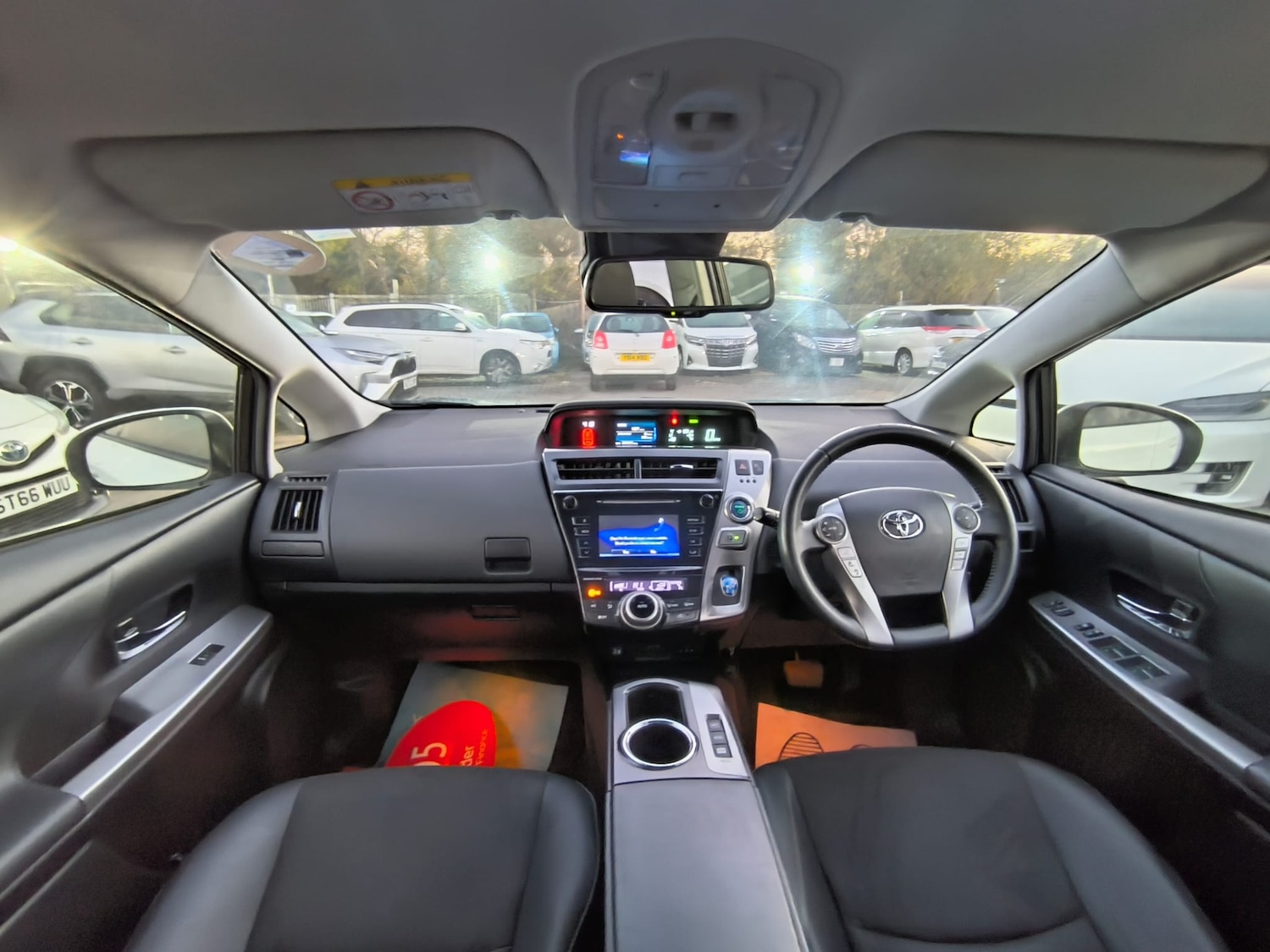 Used Toyota Prius+ 2019 for sale - 76611731: Photo 13