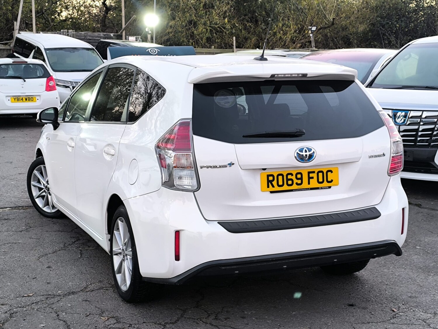 Used Toyota Prius+ 2019 for sale - 76611731: Photo 4