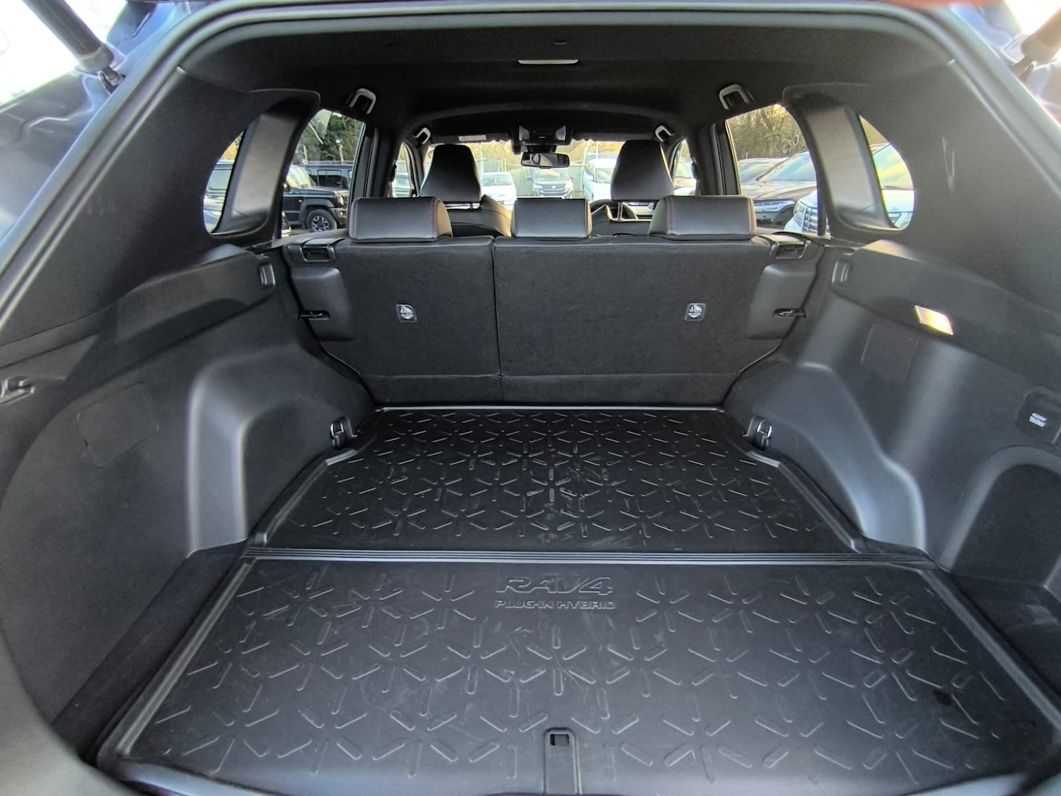 Used Toyota RAV4 2022 for sale - 77845267: Photo 32