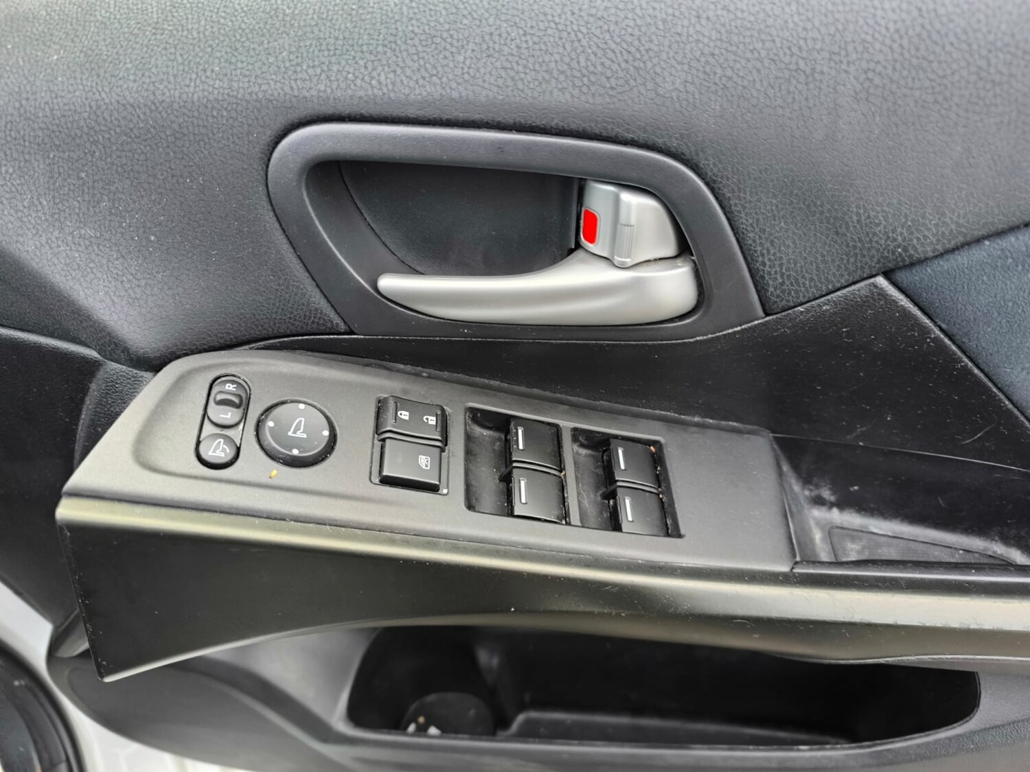 Used Honda Civic 2013 for sale - 77461085: Photo 38