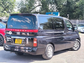 Used Nissan Elgrand 2008 for sale - 75392213: Photo
