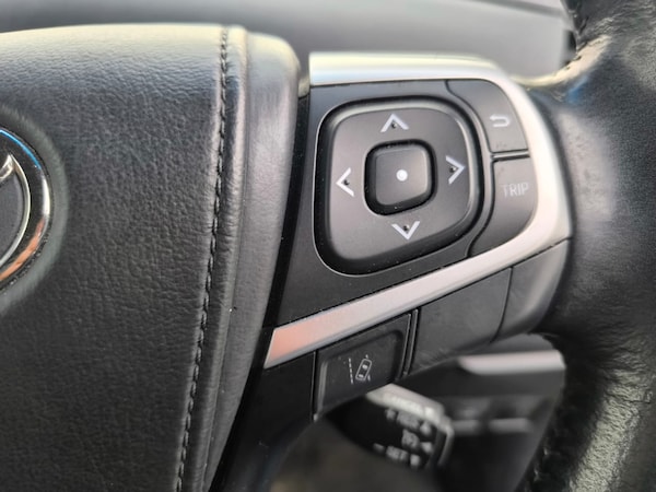 Used Toyota Estima 2018 for sale - 73276325: Photo 18