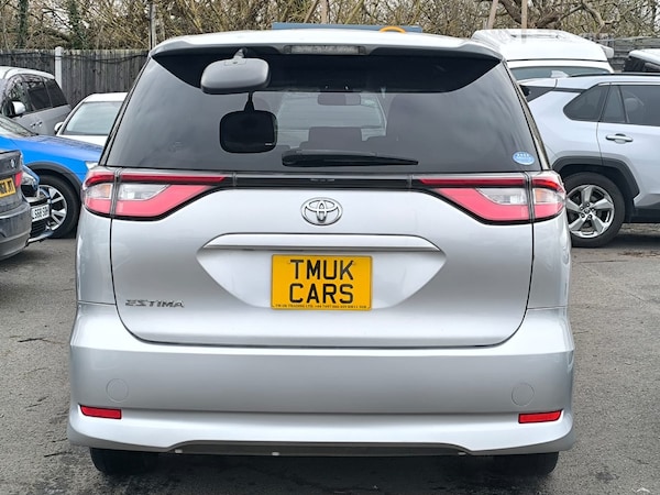 Used Toyota Estima 2018 for sale - 73276325: Photo 7