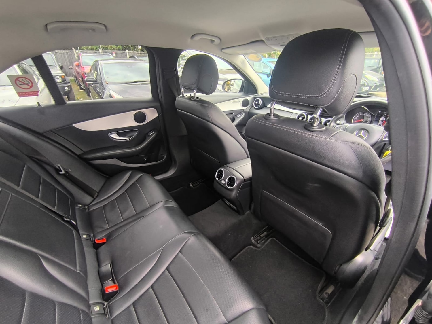 Used Mercedes-Benz C Class 2017 for sale - 76309875: Photo 12