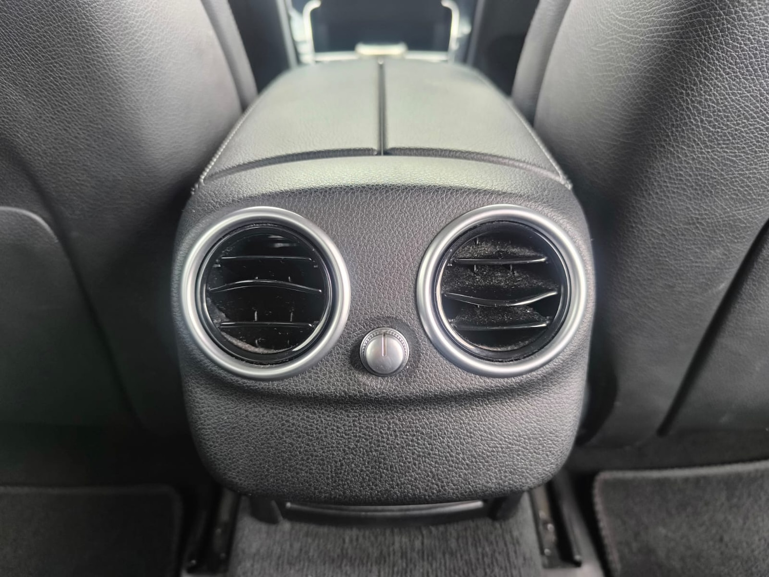 Used Mercedes-Benz C Class 2017 for sale - 76309875: Photo 29