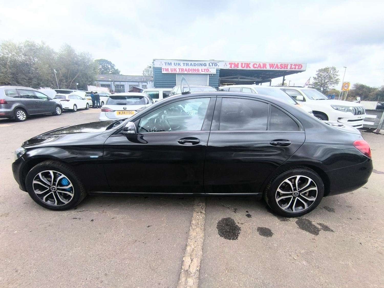 Used Mercedes-Benz C Class 2017 for sale - 76309875: Photo 7