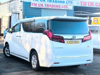 Used Toyota Alphard 2022 for sale - 78680622: Photo