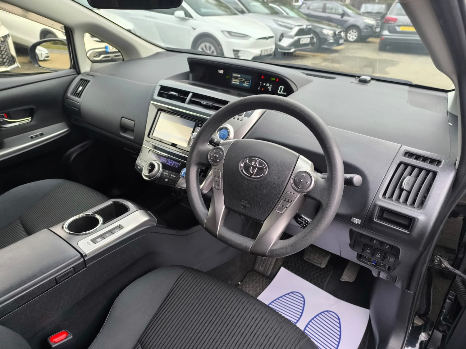 Used Toyota Prius+ 2019 for sale - 76450493: Photo 10