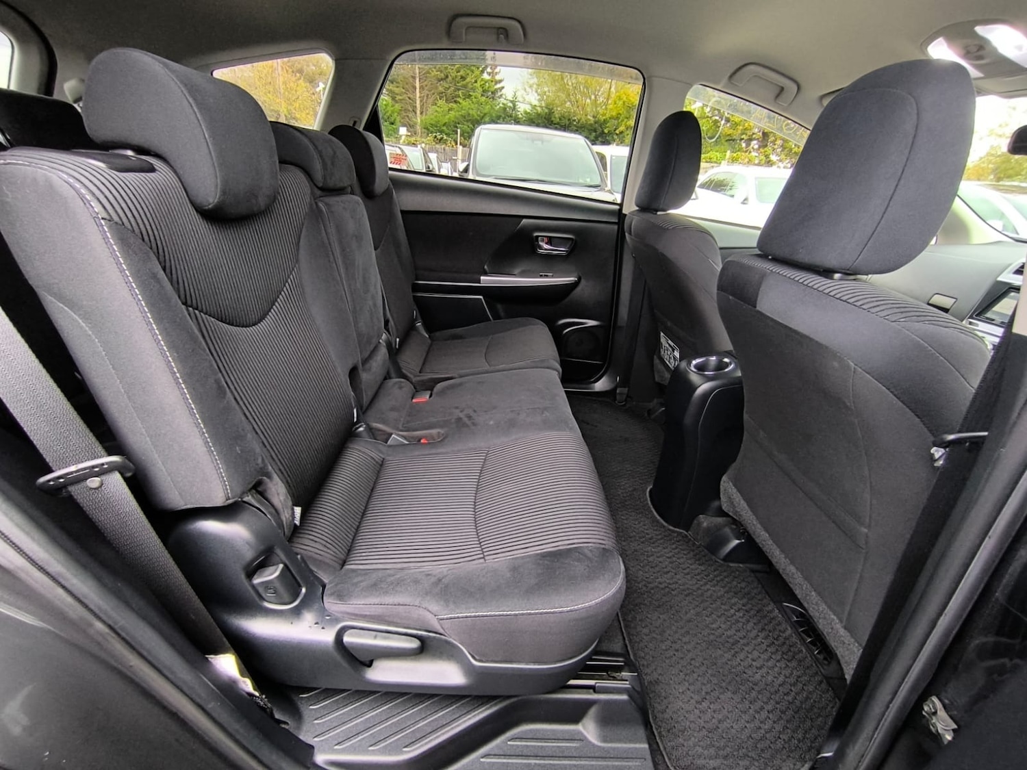 Used Toyota Prius+ 2019 for sale - 76450493: Photo 11