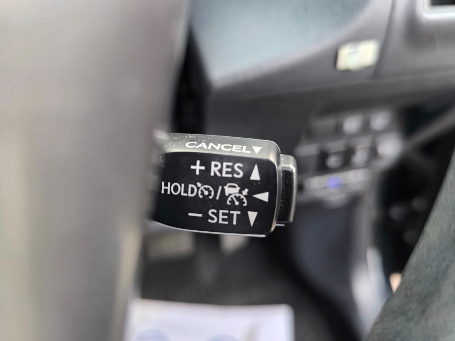 Used Toyota Prius+ 2019 for sale - 76450493: Photo 19