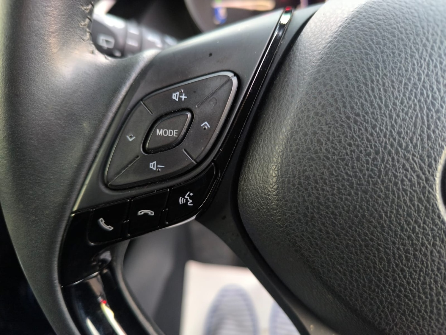 Used Toyota C-HR 2019 for sale - 77148287: Photo 16