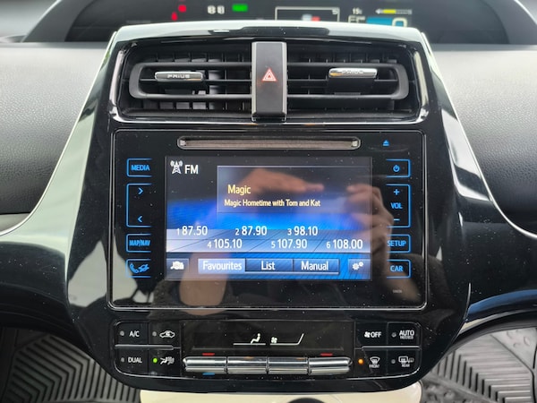 Used Toyota Prius 2016 for sale - 75407858: Photo 23