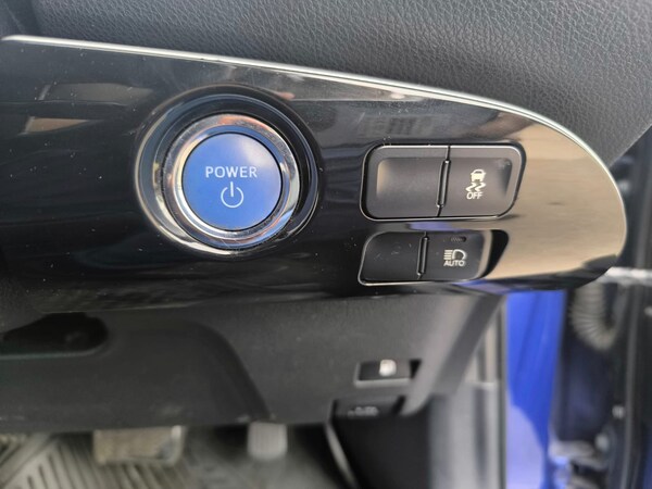 Used Toyota Prius 2016 for sale - 75407858: Photo 29