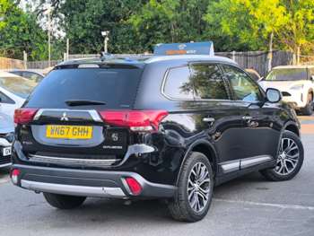 Used Mitsubishi Outlander 2017 for sale - 74770401: Photo