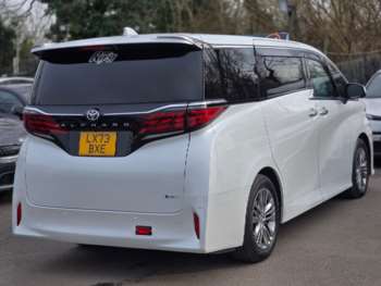 Used Toyota Alphard 2023 for sale - 73332301: Photo