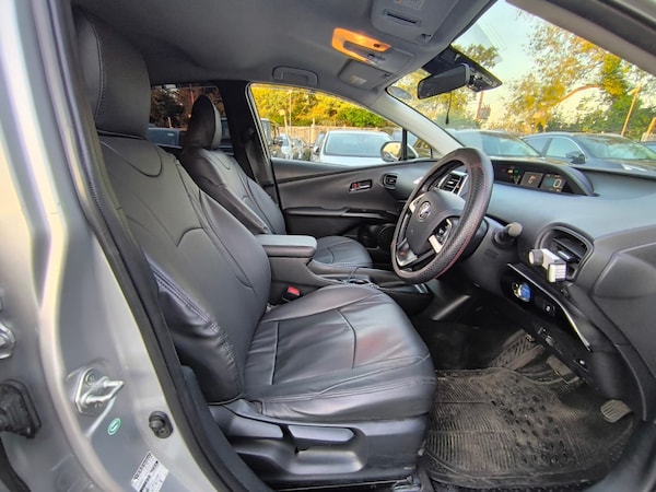 Used Toyota Prius 2016 for sale - 74624103: Photo 13