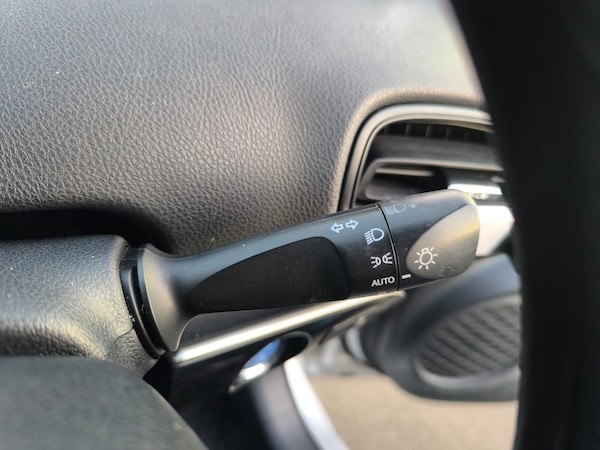 Used Toyota Prius 2016 for sale - 74624103: Photo 31