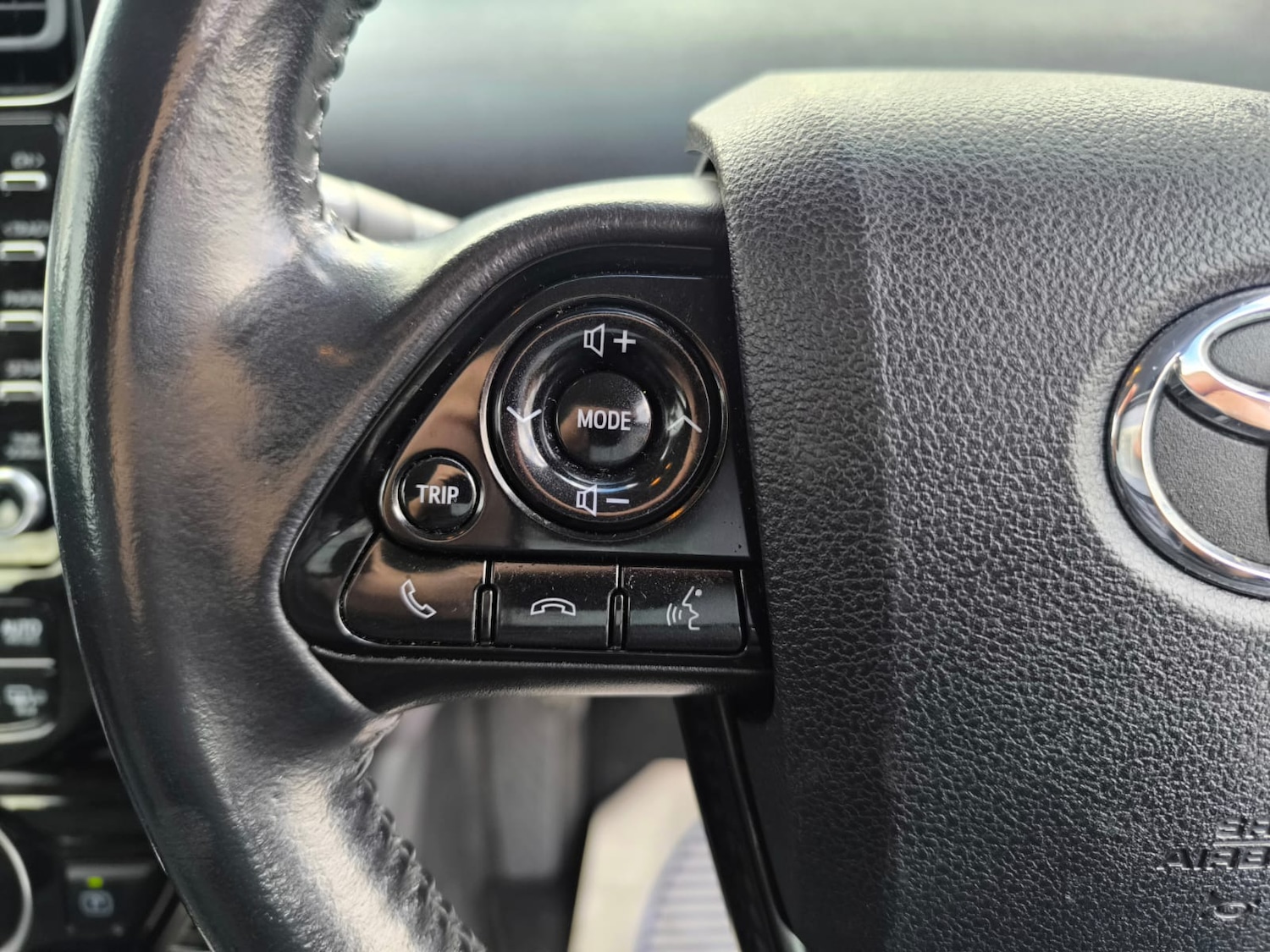 Used Toyota Prius 2021 for sale - 77271050: Photo 16