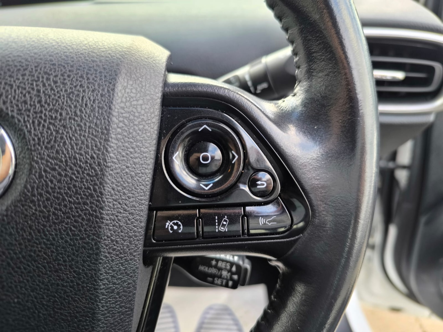 Used Toyota Prius 2021 for sale - 77271050: Photo 17