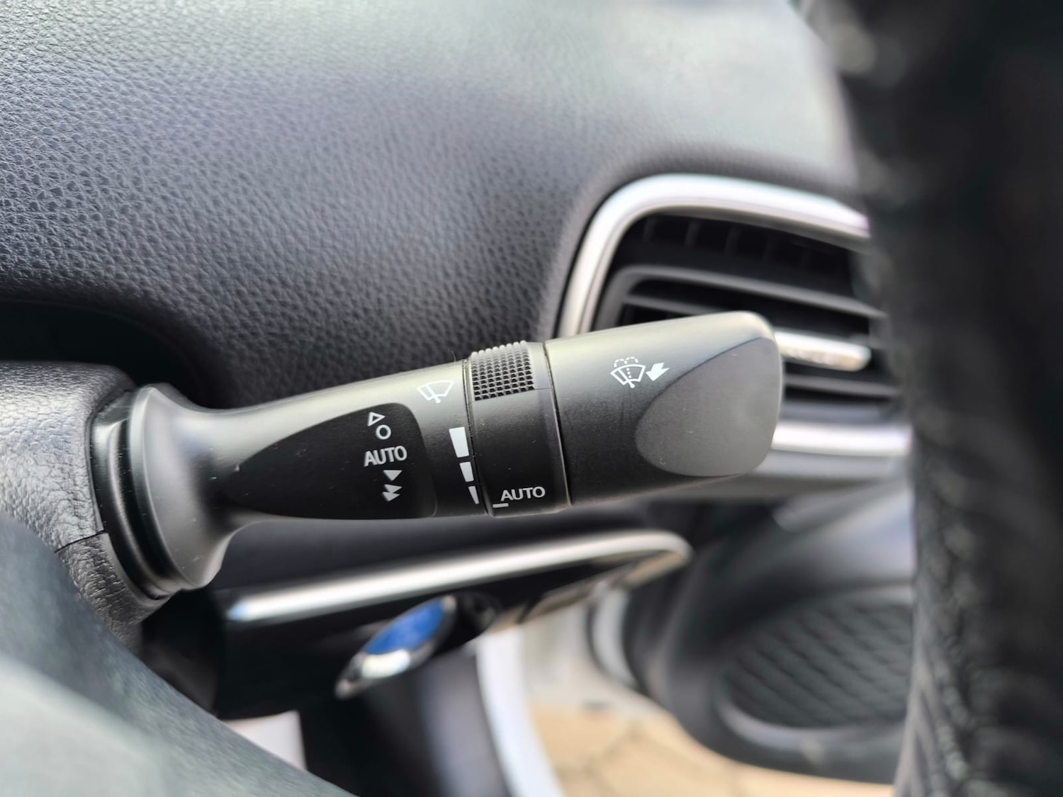 Used Toyota Prius 2021 for sale - 77271050: Photo 24