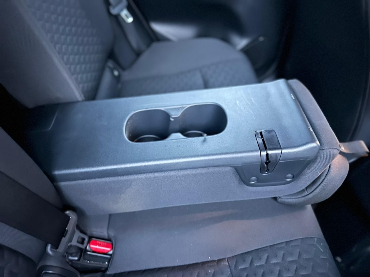 Used Toyota Yaris Cross 2022 for sale - 76449871: Photo 39