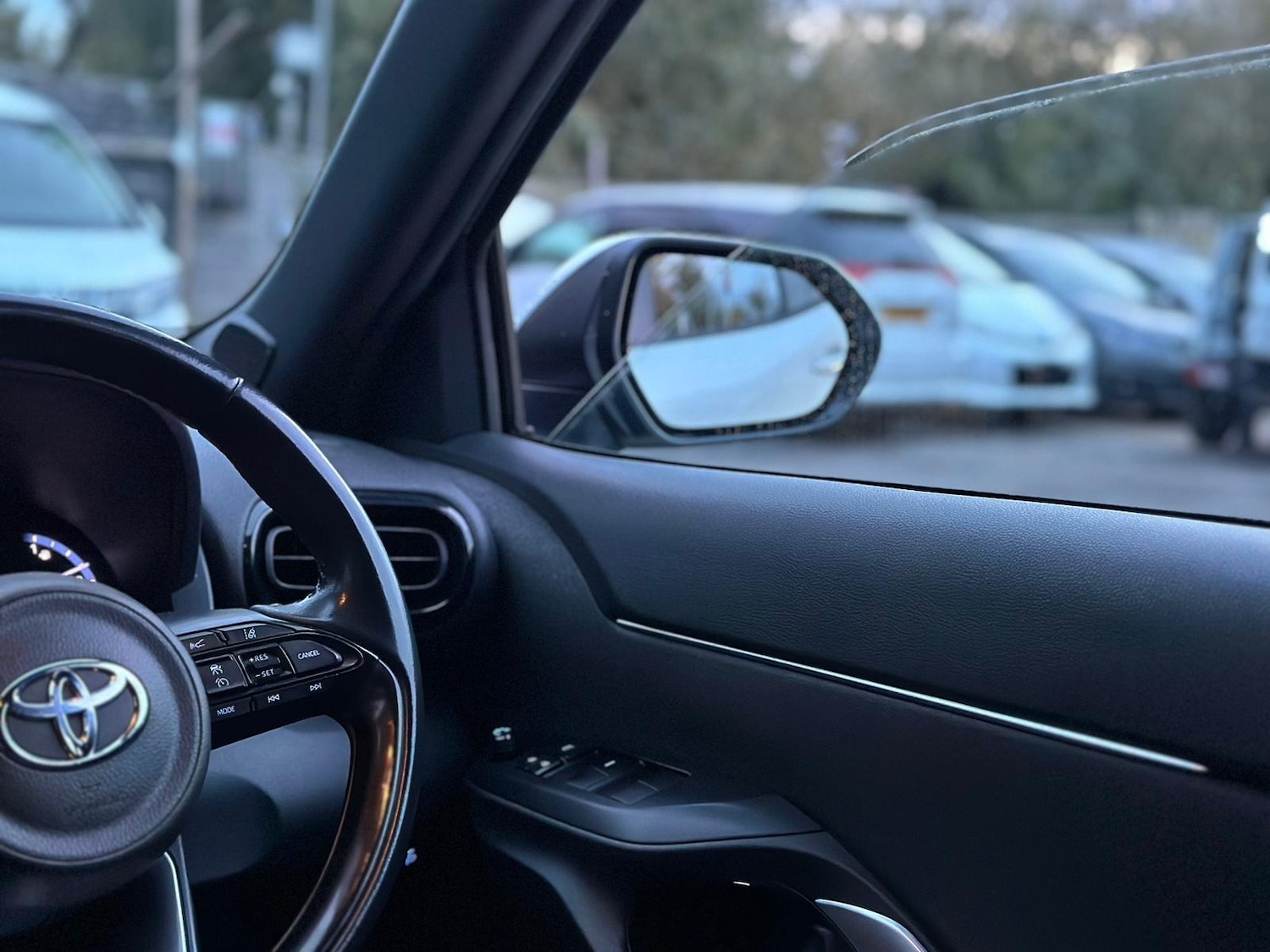 Used Toyota Yaris Cross 2022 for sale - 76449871: Photo 42